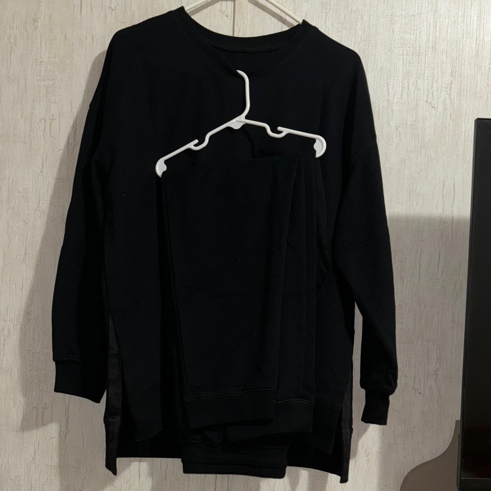 Women’s black sweat set